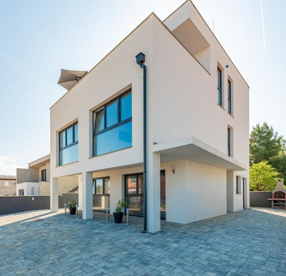 Appartements Vir Exterior foto