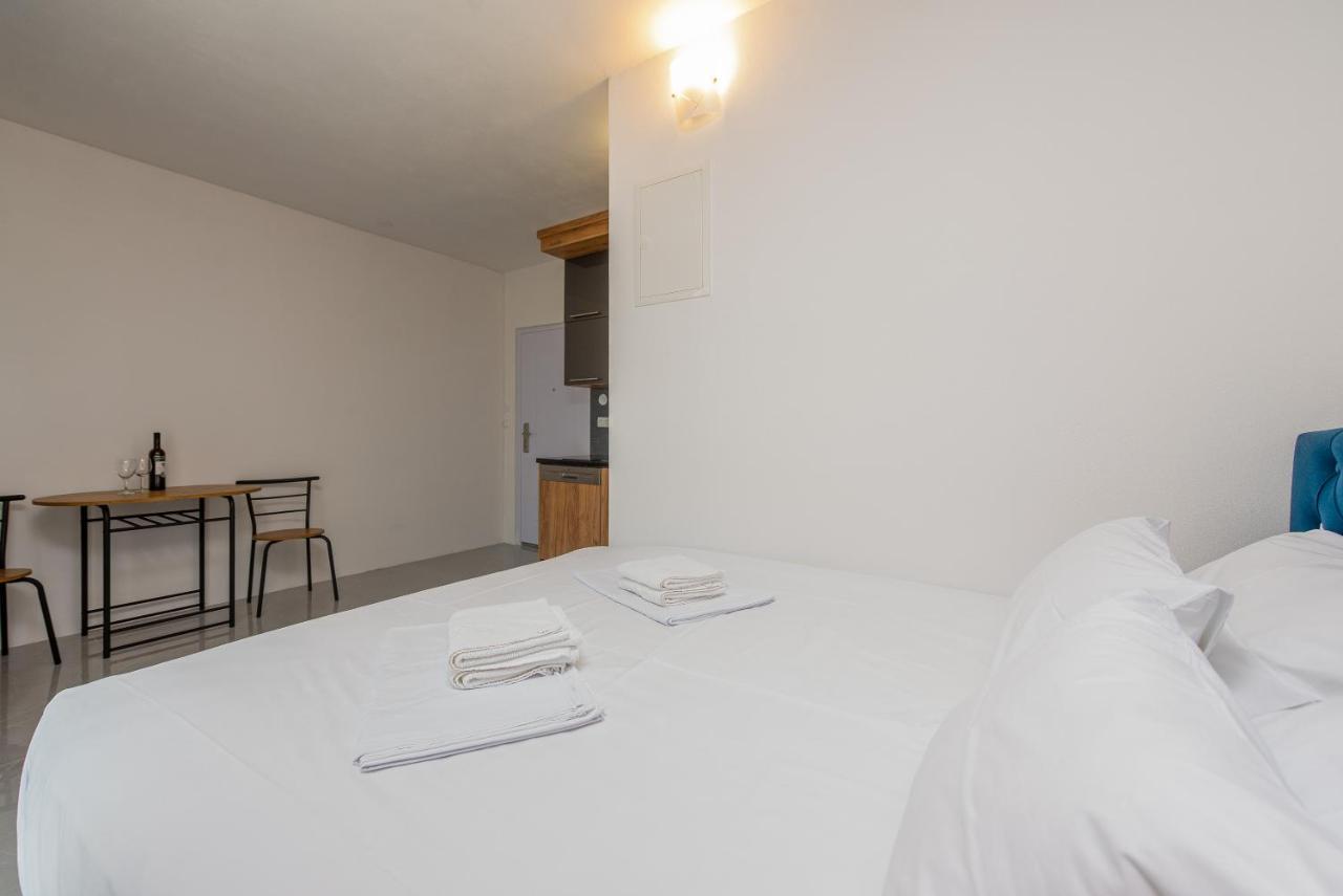 Appartements Vir Exterior foto
